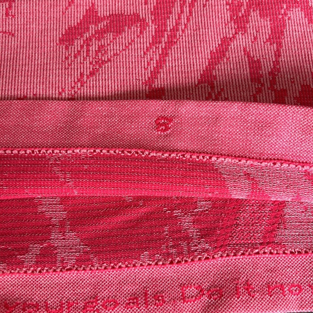 Lululemon Swifty Tech Racerback - Picture 6 of 8